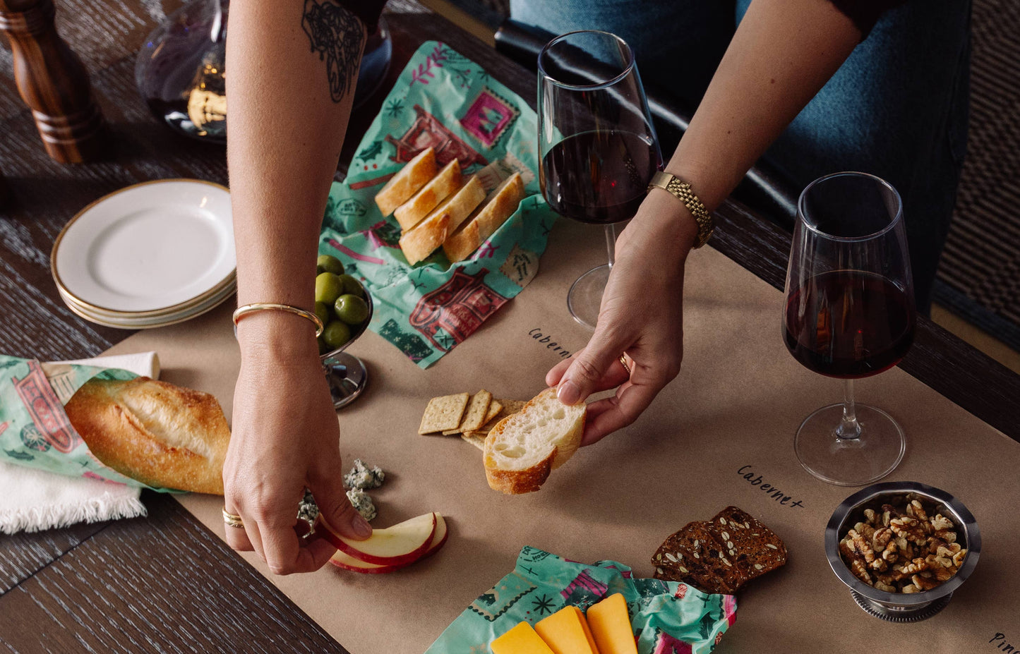 Bee's wax Food Wrap Seasons Greetings Assorted 3 Pack, Reusable Food Wraps