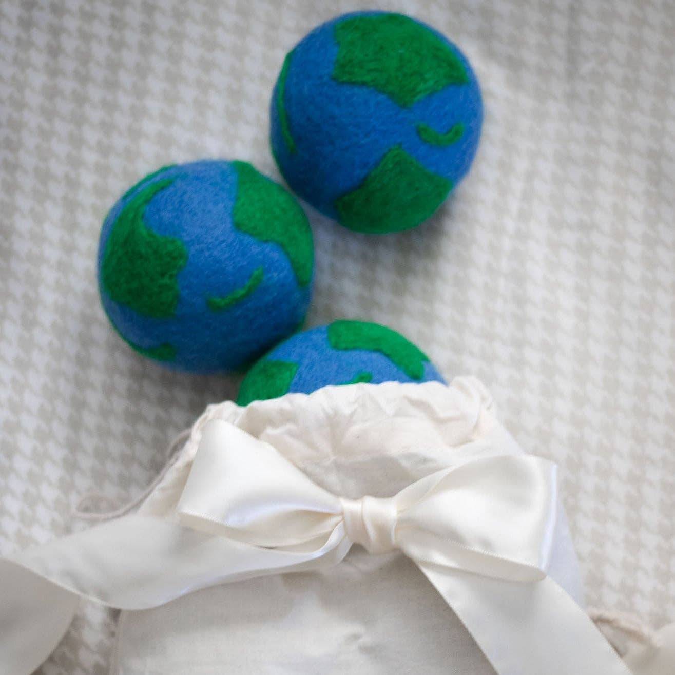 Earth Trio Eco Wool Dryer Balls - Set of 3